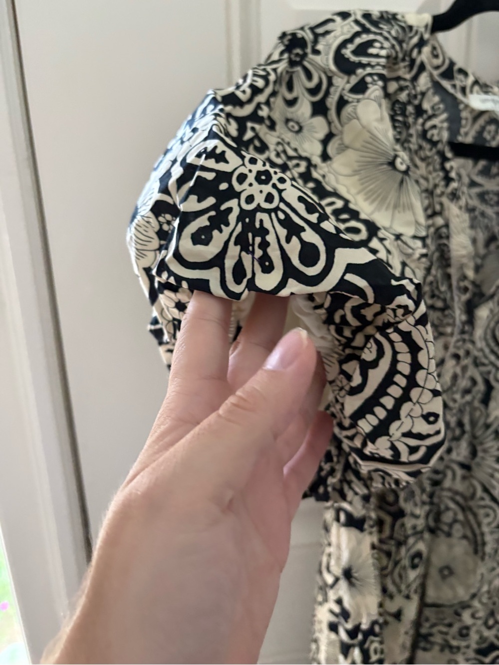 Umgee Black and Cream Floral Paisley Mini Cotton Dress Size Small - Picture 6 of 7